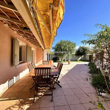 Villa Viieux Moulin Avec Piscine Pour 7 Personnes Avec Piscine A Hyeres