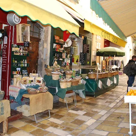 Viieux Moulin Avec Piscine Pour 7 Personnes Avec Piscine A *